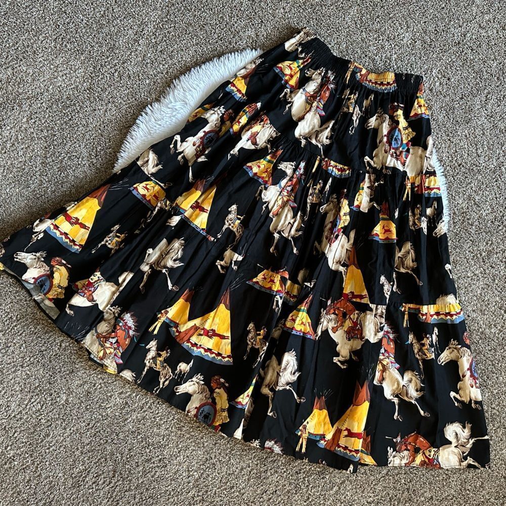 Native American Horse‎ Pattern Skirt Long Elastic Waist Womens Size Large Black